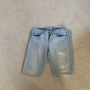 Light wash Jeans